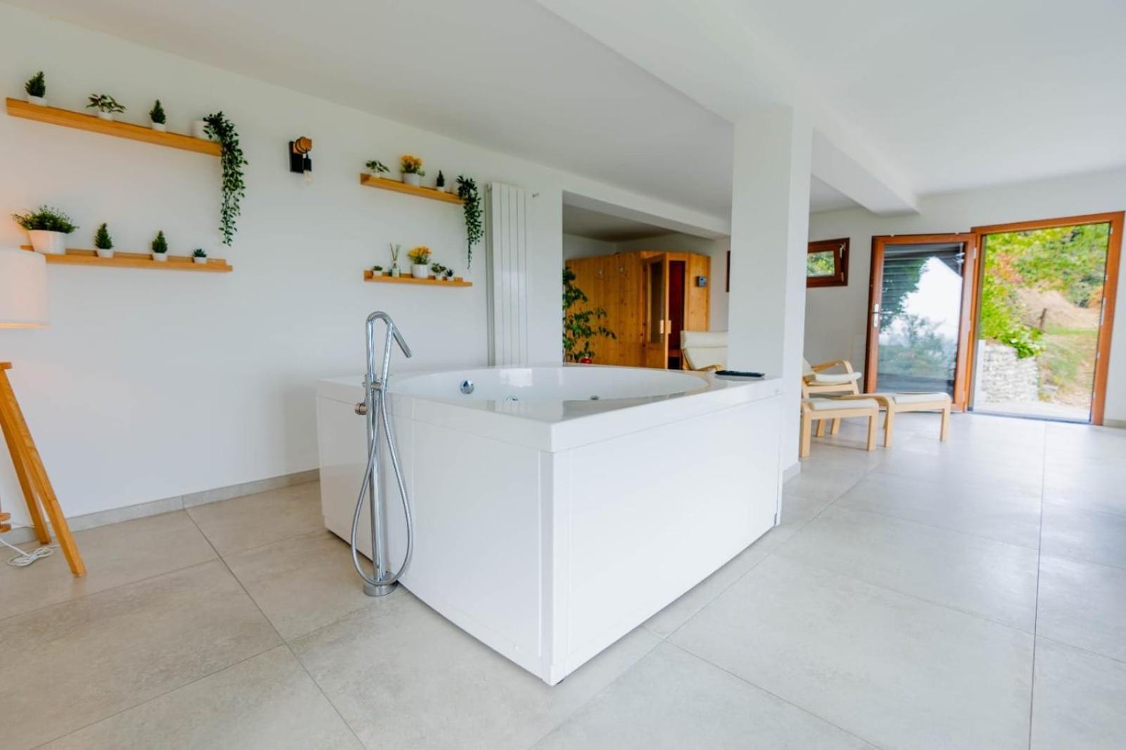 Chalet Sophie - Luxury Chalet Roletto Extérieur photo